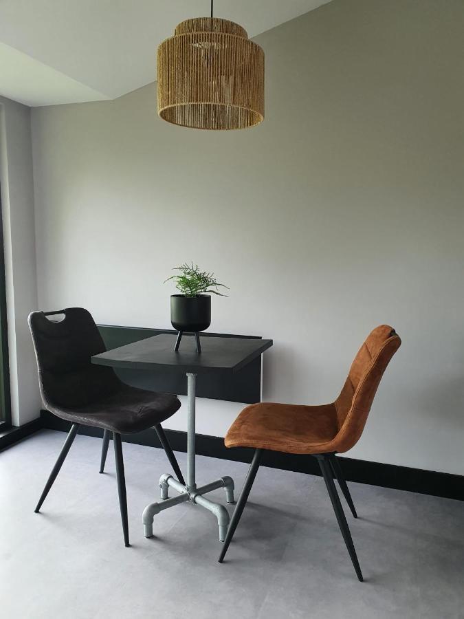 Hippe Schuur Bed & Breakfast Tytsjerk Екстериор снимка